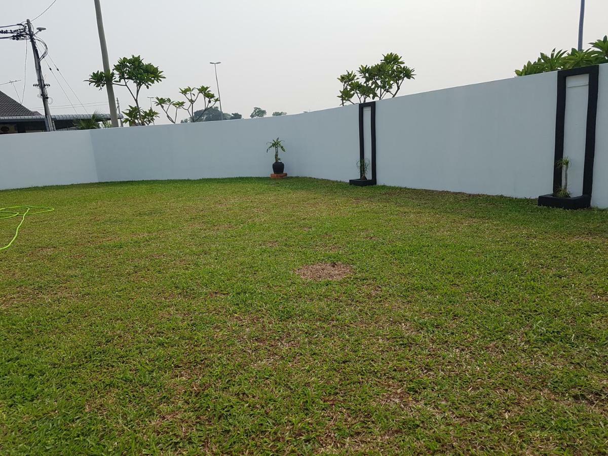 Pinky Villa Ipoh Exteriör bild